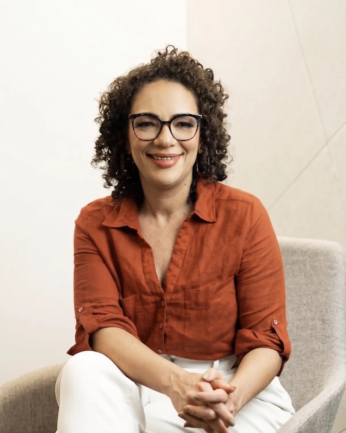 Retrato da Dra. Ana Paula Teixeira, médica do trabalho